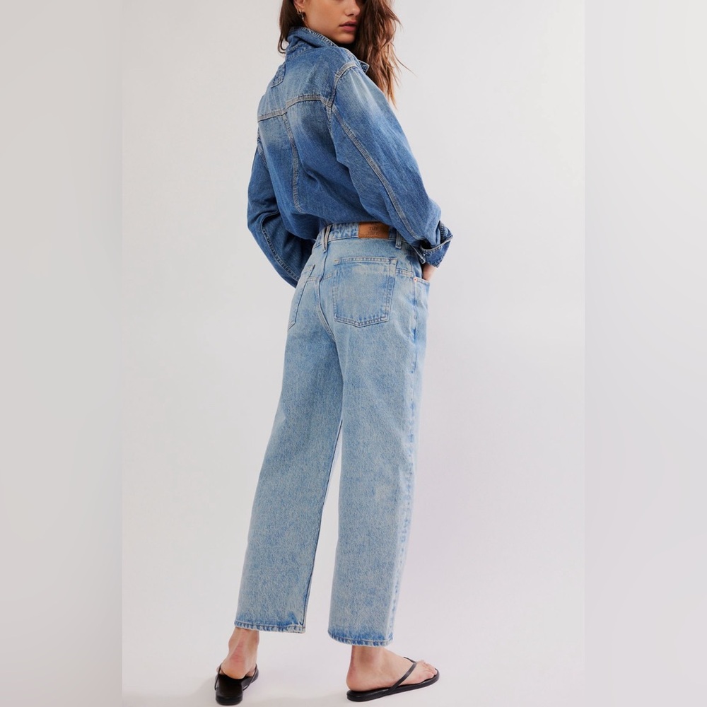Free People Boyfriend Jeans - Picture 2 of 3